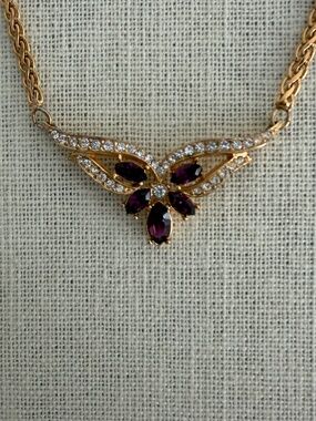 Vintage Vendôme Gold Tone Rhinestone Necklace with Purple Stones